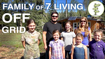 Family of 7 Living Completely Off-Grid in Northern Canada!