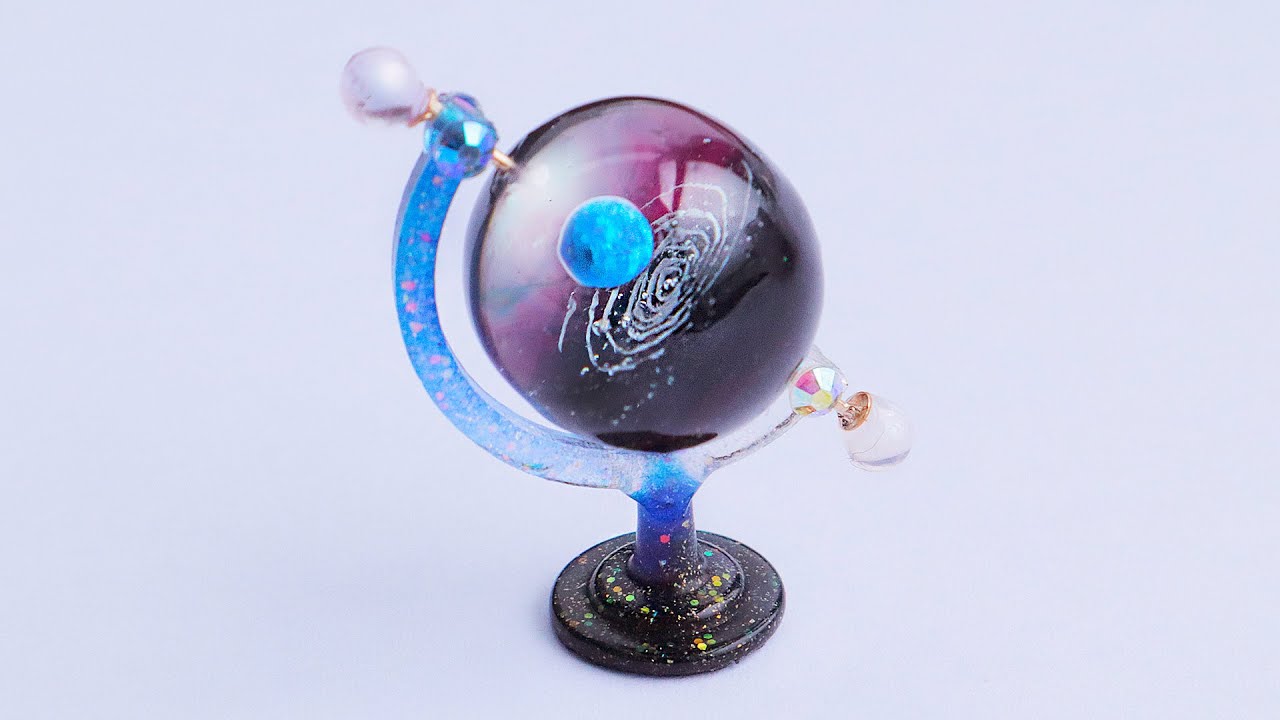 [레진아트] 우쥬라잌우주?!🌌빙글빙글 돌리면 색이 변하는 신비로운 우주본 만들어봐요💫