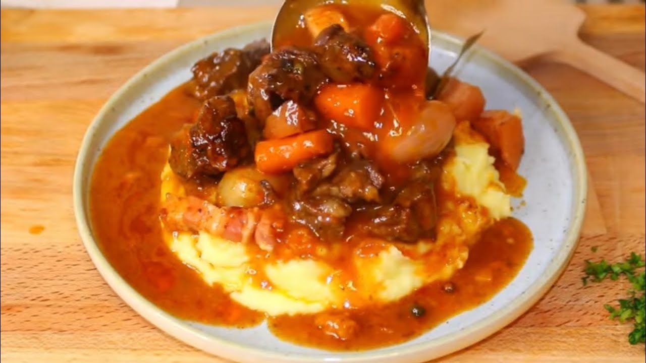 Beef Bourguignon (Burgundy) Meat in French Cooking Recipe / Any beef will be soft and juicy