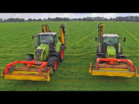 Mowing second grass | Claas + Fella Triples | 2e snede gras maaien | Lagerweij | Renswoude | 2017.