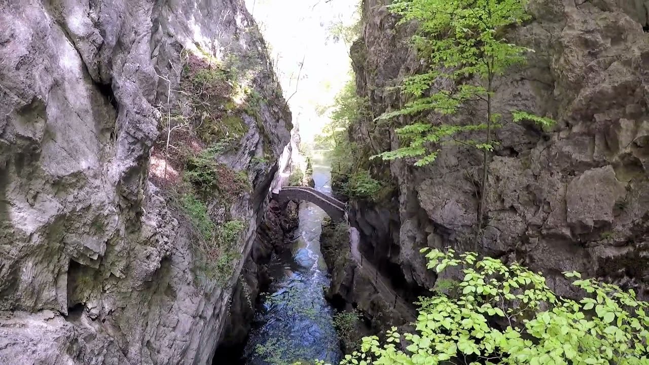 Durch die Areuse Schlucht im Schweizer Jura YouTube