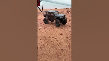 SCX24 drives through a desert SUBSCRIBE #automobile #axial #rc #rcoffoad