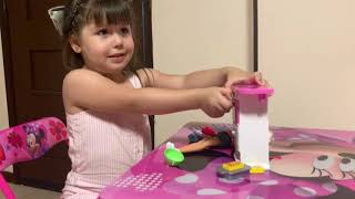 Jugando Con Mis Muñecas Muñeca Se Mueve Sola Actividad Paranormal Barbie Cocinera