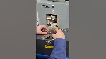 Material Identification on an Optical Emission Spectrometer #shorts #engineering #manufacturing