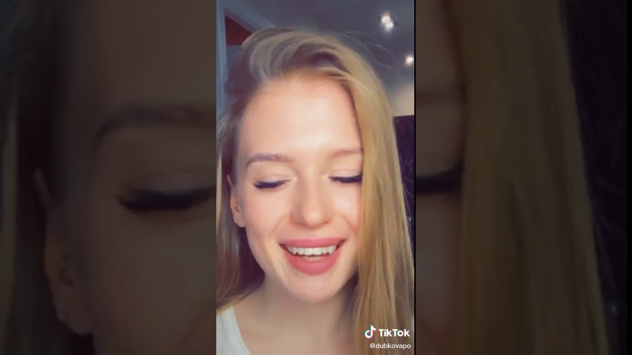 Красавица в машине