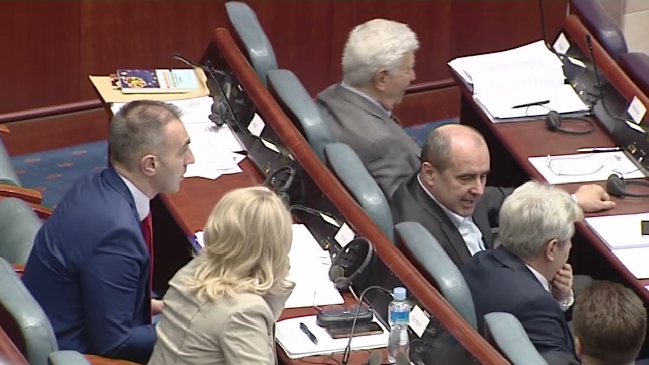 Груби повторно „уловен“: Го злоупотребил буџетот, приватни возила си полнеле гориво со државни пари