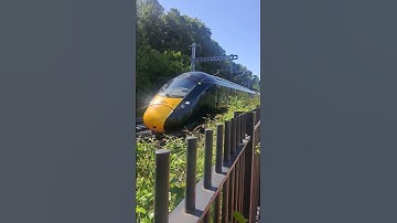 GWR class 802 passing Pangbourne 802110 4/9/23 #shorts