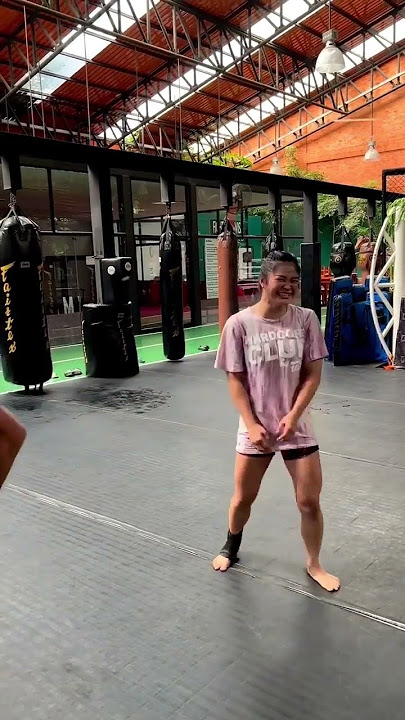 Stamp Fairtex is at it again 😂