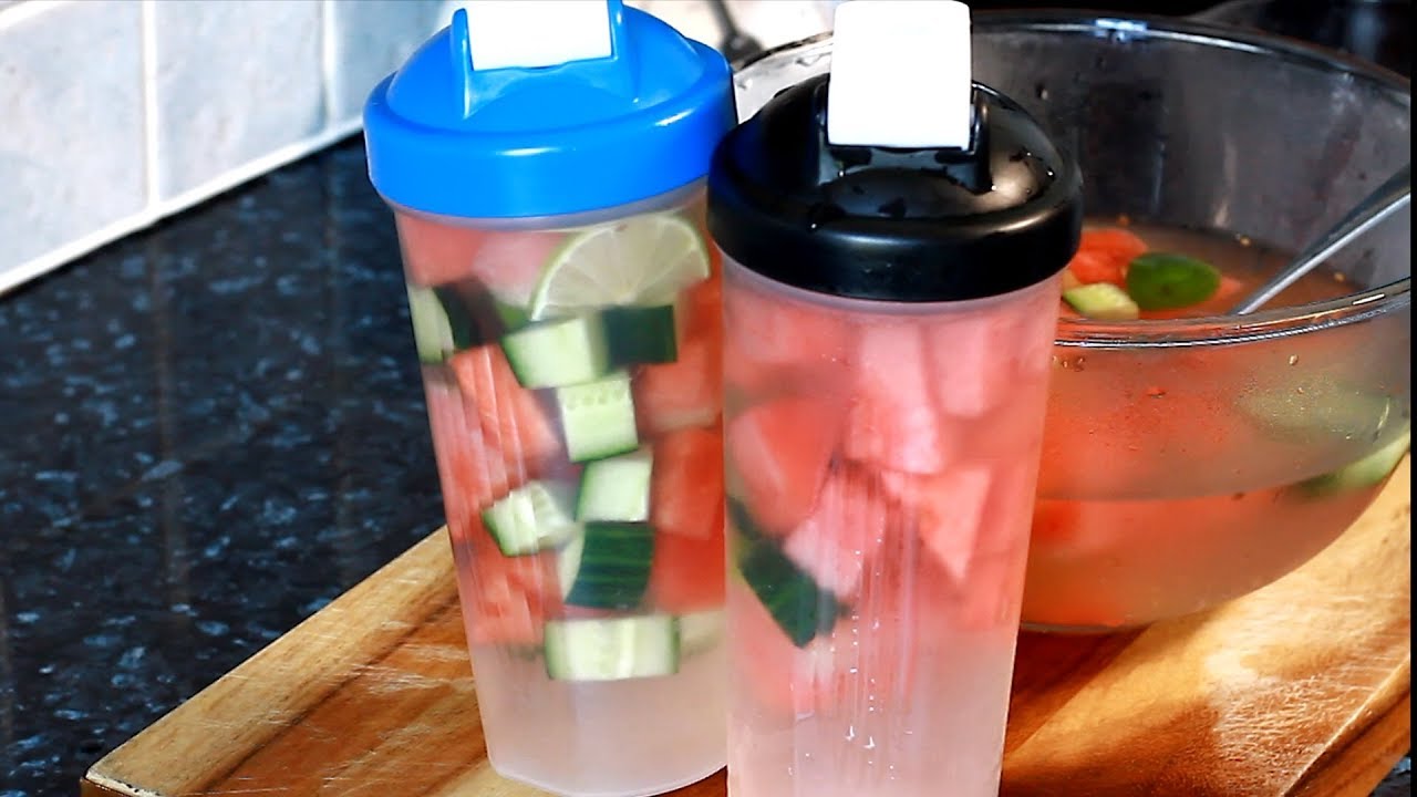 Making Watermelon & Cucumber detox drink unfreezing it !! | Chef Ricardo Cooking