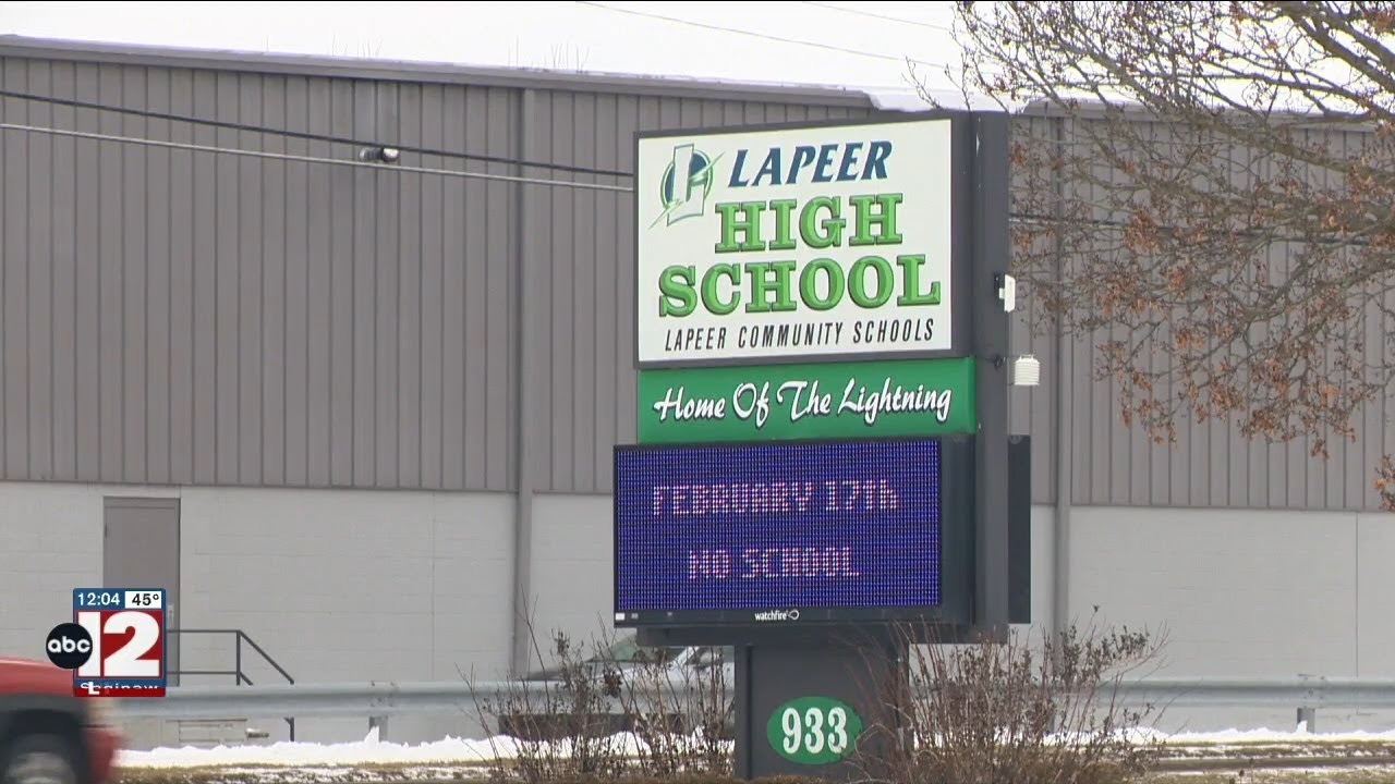 Charge dismissed against deputy who left gun at Lapeer High School