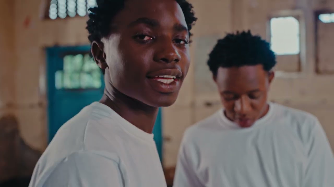 SHANARIHA EVANS FT MAKAMANDA - ANKO MNOKO - DJ Shiti(OFFICIAL VIDEO)