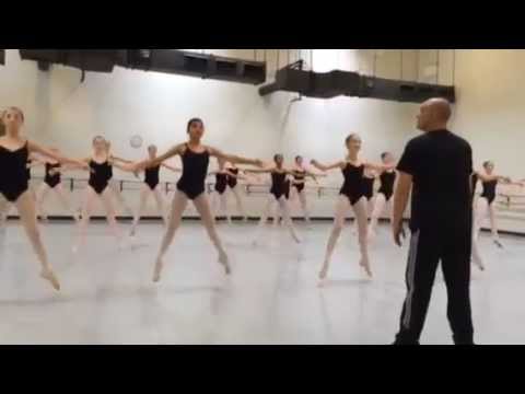 The School of Ballet Arizona レッスン風景_02