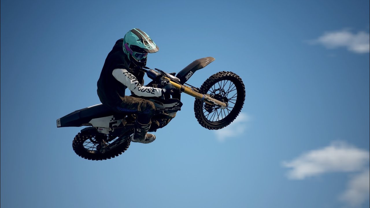 Big Whip at the compound!! Monster Energy Supercross 3 YouTube
