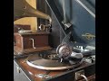 フランク・永井 ♪場末のペット吹き♪ 1956年 78rpm record. Columbia Model No G ー 241 phonograph
