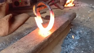 blacksmithing~ how to make an arrow from iron | forging arrow