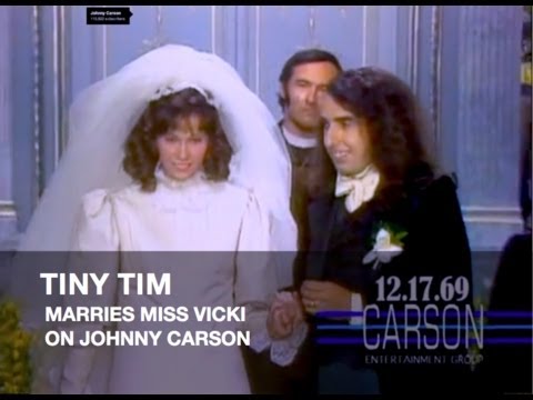 Vidéo: Valeur nette de Johnny Carson : wiki, mariés, famille, mariage, salaire, frères et sœurs