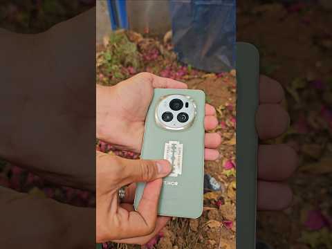 ضع شفرة الحلاقة على الهاتف وقل وداع ا لهذه المشكلة    