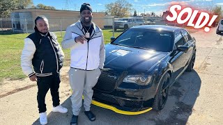 I Sold The Black & Yellow REDEYE Chrysler 300 I Built! *He Does HUGE Burnout*