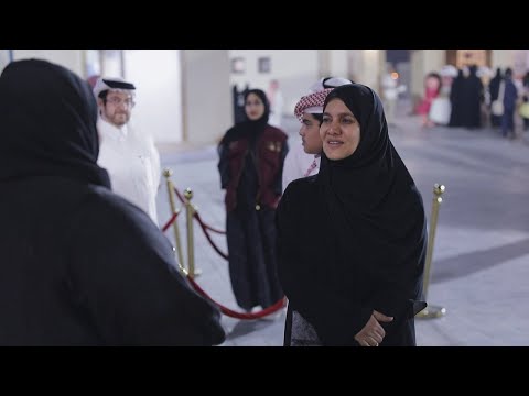 جولة سعادة الدكتورة حمدة بنت حسن السليطي نائب رئيس مجلس الشورى في معرض رمضا للكتاب