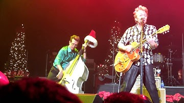 Brian Setzer (quartet for this song): "Great Balls of Fire" (12/24/2015) (DSCF2688)