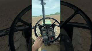 Working ground with John Deere 4955 and Case IH 7120 Magnum