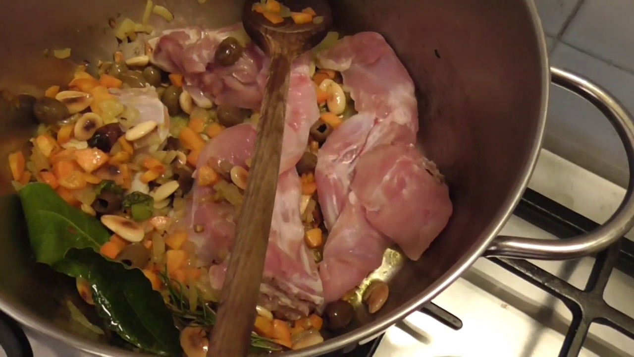 Coniglio alla ligure: ricetta originale per preparare il ...