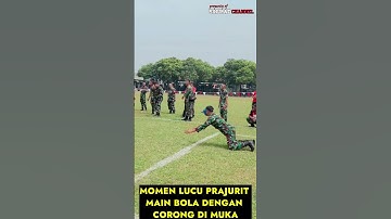 "Kocak! Prajurit TNI Main Bola dengan Mata Ditutup Corong, Bikin Ngakak!"#tni #shortvideo #short