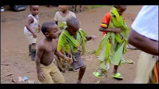 Entuuwa(Ekyiringo kya'banyaruguru) kinyaruguru Dance.