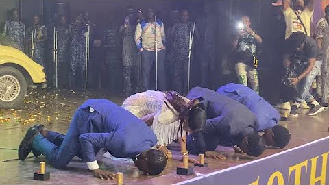 ALAO MALAIKA AND CHILDREN BOW TO GOD AT HIS 50TH BIRTHDAY CELEBRATION