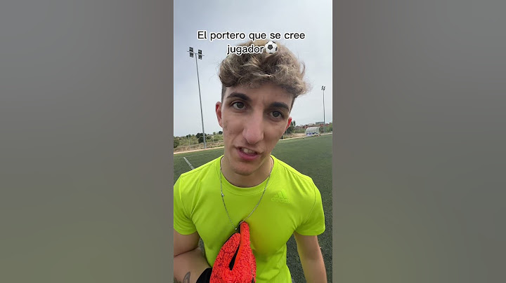 El portero que se cree jugador⚽️ #shorts #viral