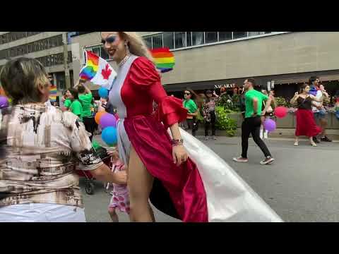 Video: Kanada Day Parade Montreal 2020: Défilé Fête du Canada