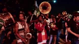 Video thumbnail of "New Orleans Brass Band on Frenchmen Street"