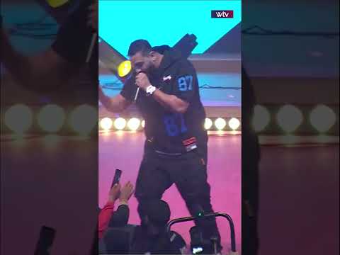 بلطي يضيء سماء بنغازي بليلة لا ت نسى مع أغنيته  في إطار بطولة 