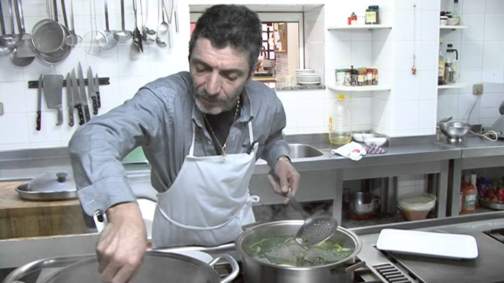 O lacón con grelos do Mesón do Poeta, Burela