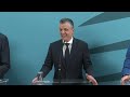 LIVE: Friedrich Merz äußert sich zum neuen Unionsfraktionschef Frei