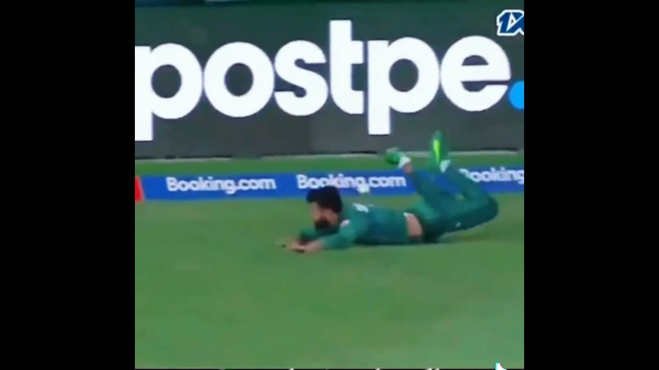 Shadab Khan Fielding Amazing To Watch at Stadium 