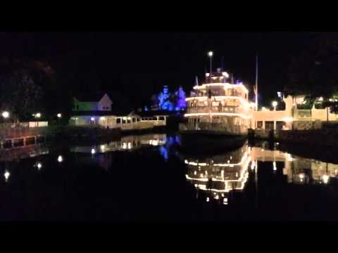 WDW Halloween Haunted Mansion looks amazing, and other random stuff