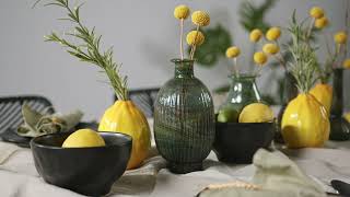 Svart stengods som lyfter hela dukningen | Organic-serien från KARE Design