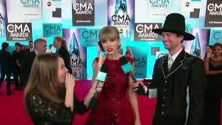 Taylor Swift on the CMA Red Carpet on Ellen show