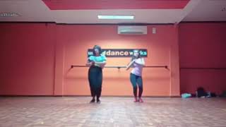 Yunita siregar latihan dance pas gaya bebas dianya kabur
