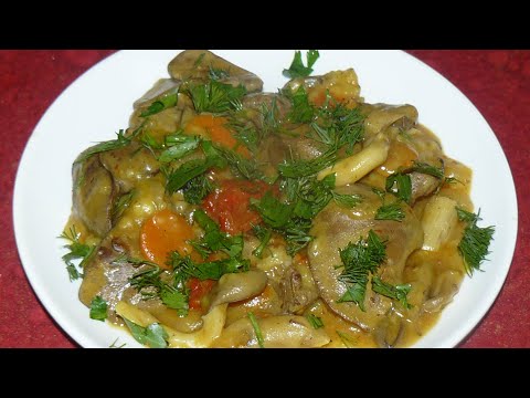 Жареная куриная печень с грибами и овощами. Мм... вкуснятина.