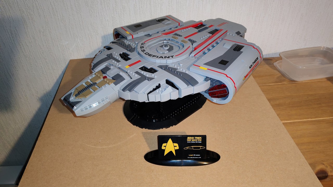 Star Trek - Defiant NX-74205 - P03/64 (Blue Brixx 104965) (4K