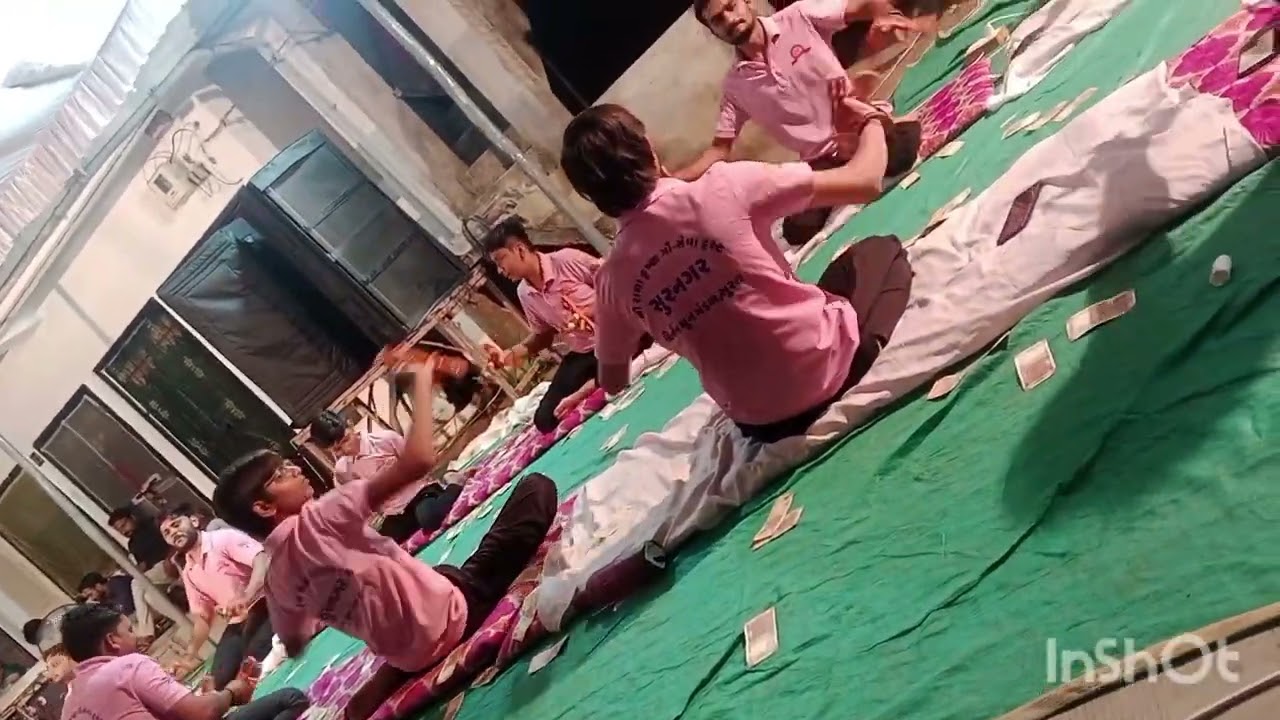 અમે ગયા ધુન મા