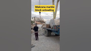 Makrana marble block unloading,#shorts #shortfeed #tractortractor 🪨🪨🪨🔥❤️❤️🙏🙏