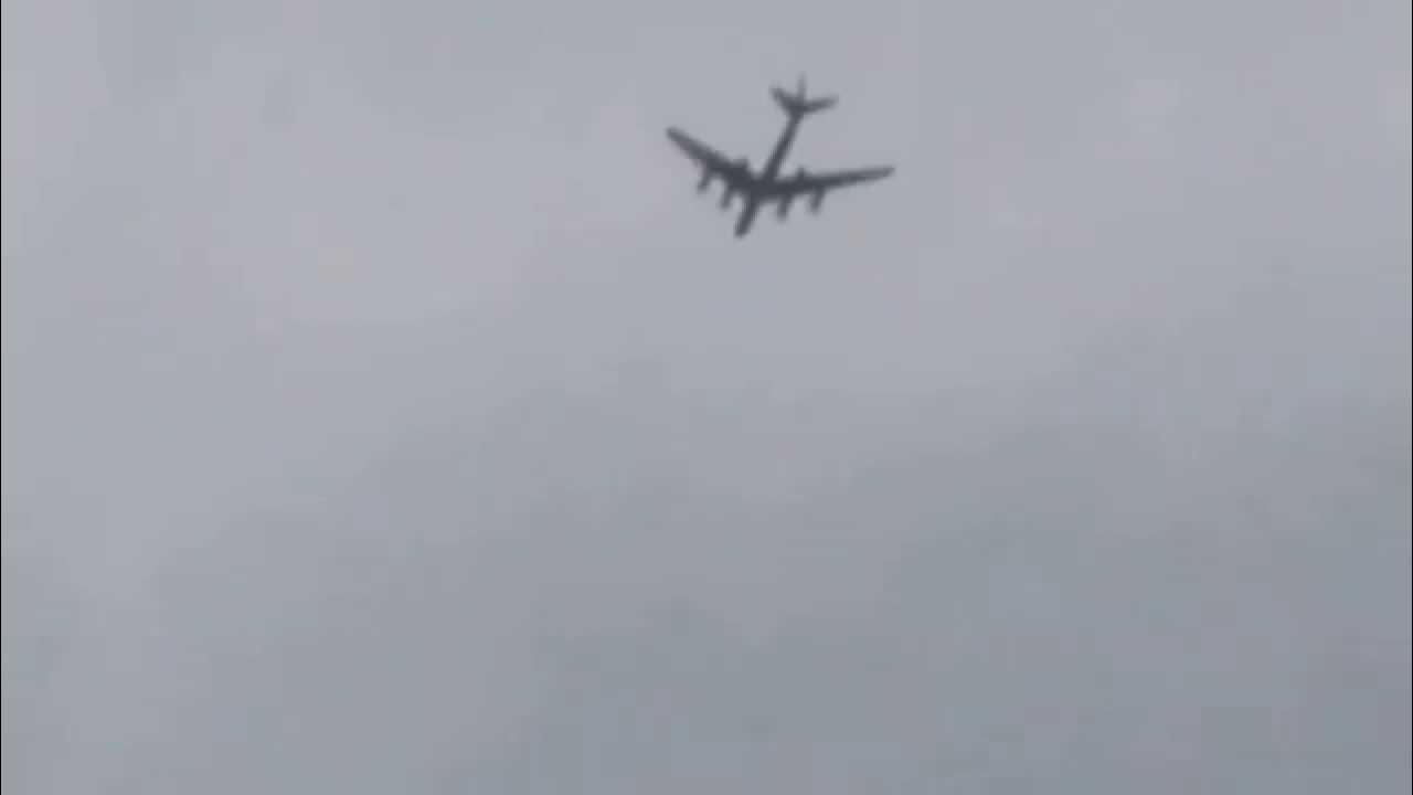 ан-12 кукурузник. самолет михайловка. самолет михайловка. самолет михайловка. посёлок михайловка черемховский район.