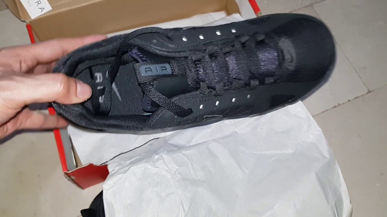 nike air max 720 futura black