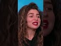 مي عز الدين أنا بحب لون بشرة زينه وشكلها