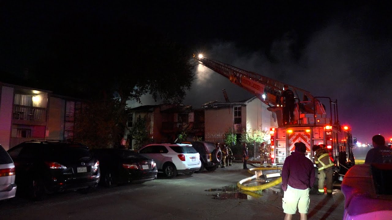 Fire damages previously burned vacant building at Happy Home Apartments ...