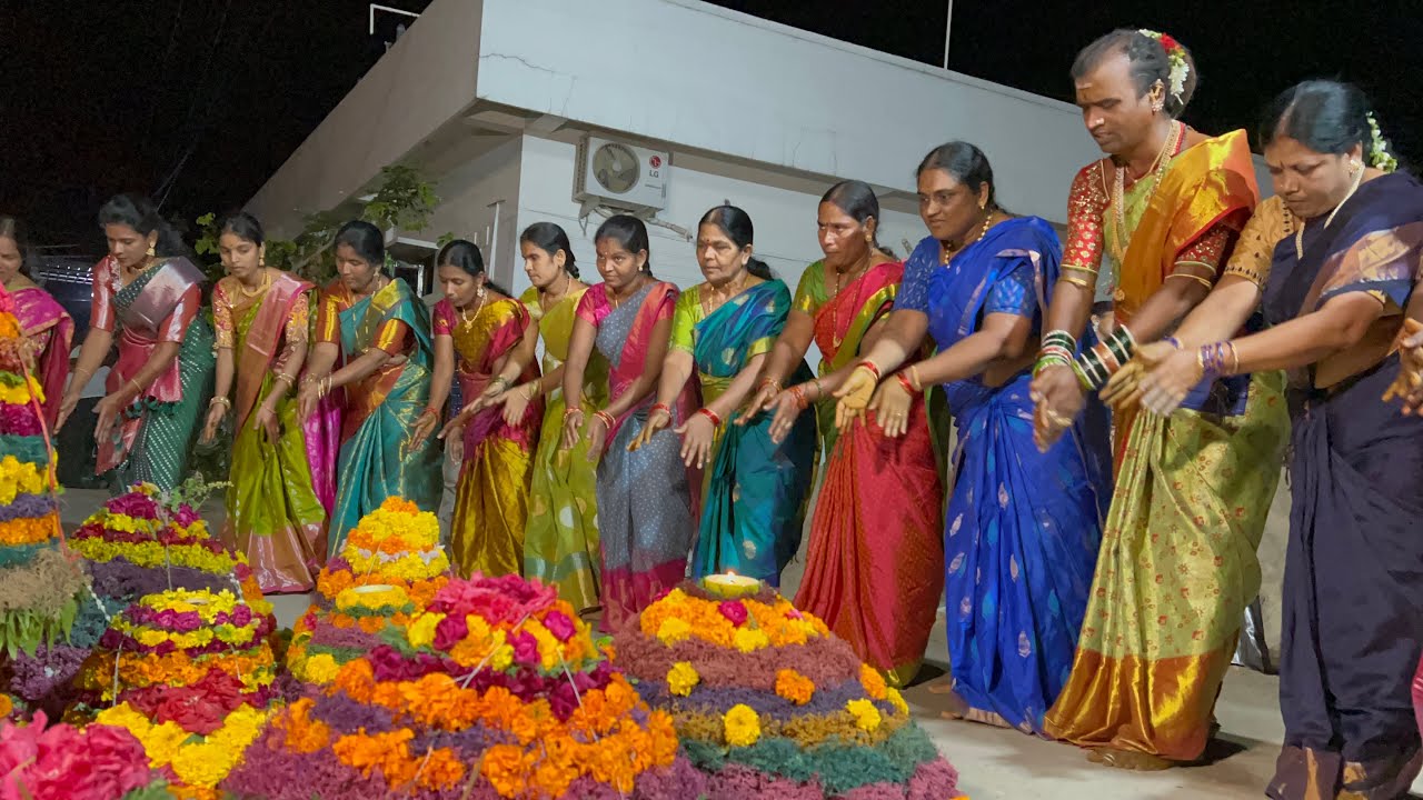 Gudur Venkatesh Swamy Saddula Bathukamma Songs 2022 | Guduru Venkatesh Bathukamma Ata & Patalu
