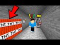 Trolling my new minecraft friend with invisibility...